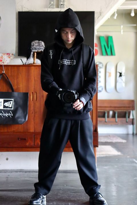 Yohji Yamamoto×New Era BOX LOGO PRINT SWEAT PULLOVER HOODIE style.