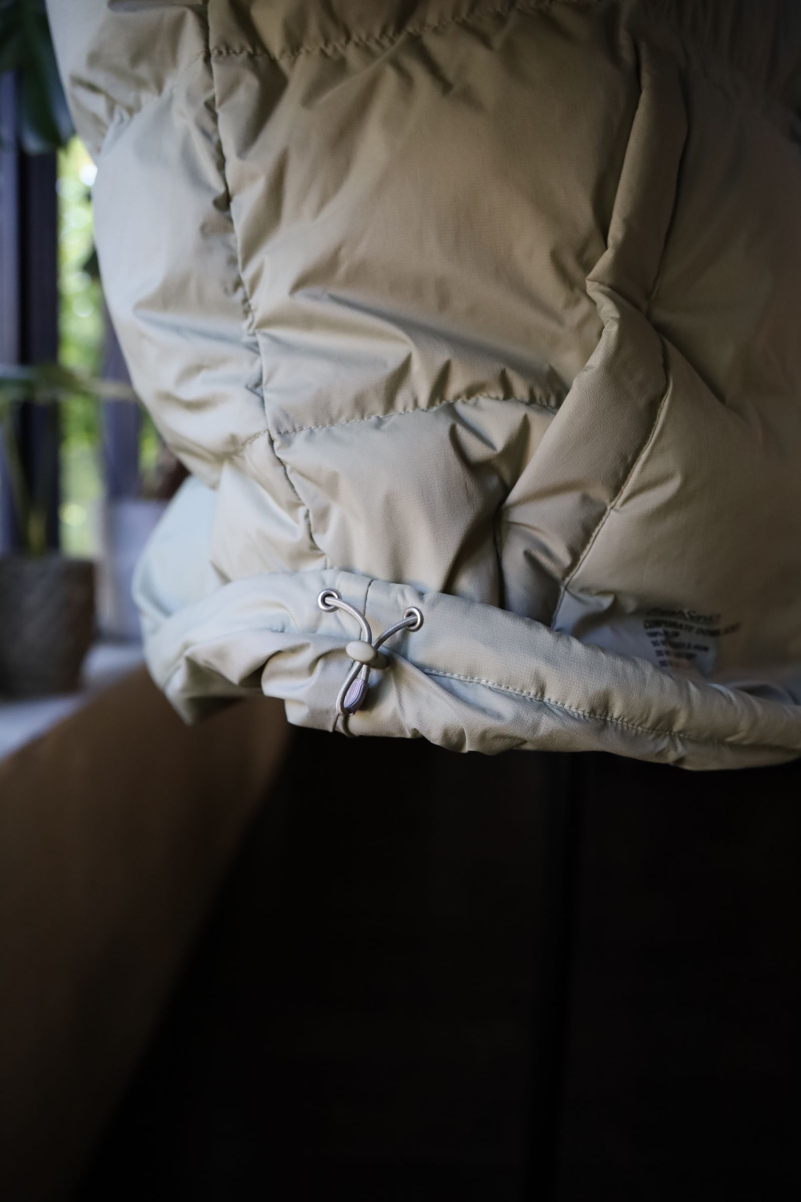 フレッシュサービス CORPORATE DOWN JACKET(FSC243-10111B)BEIGE