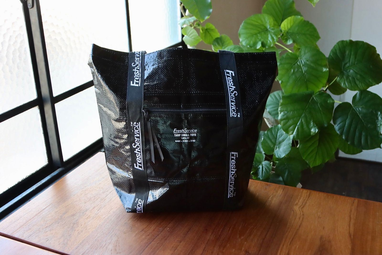 フレッシュサービス トートバッグ TARP SMALL TOTE (BLACK)