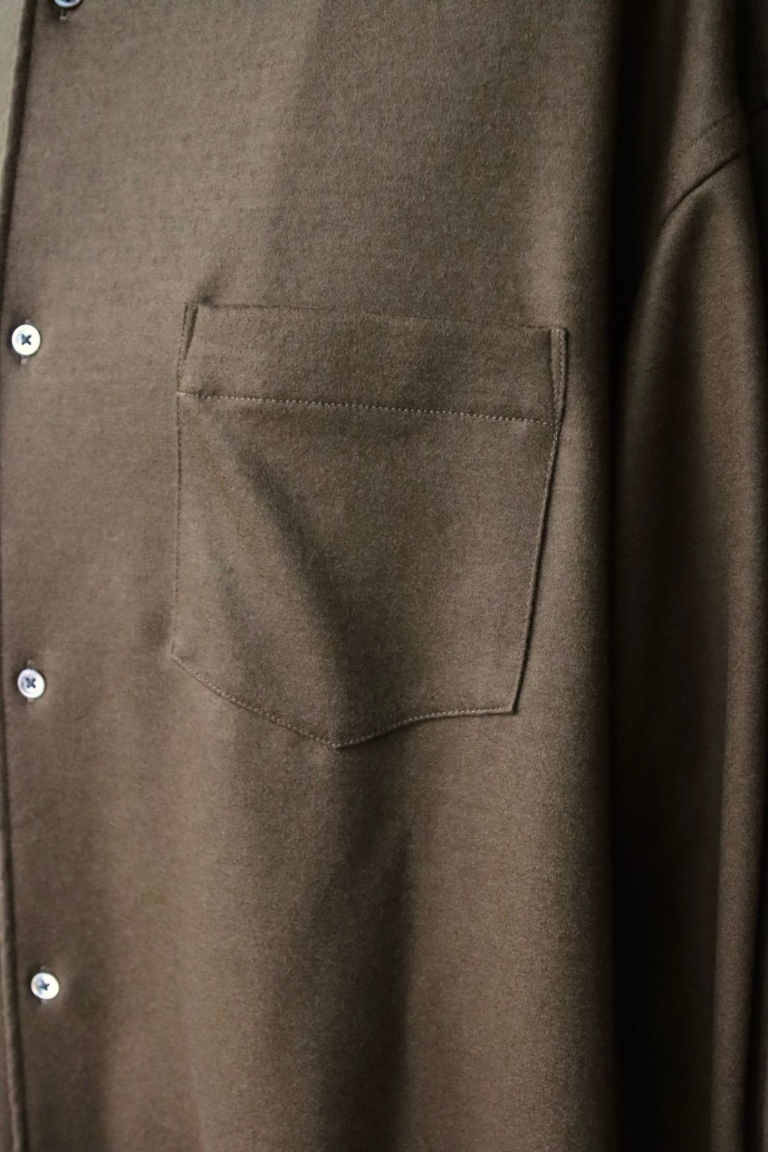グラフペーパー 25AW Wool Smooth Flannel Oversized Regular Collar Shirt(GU253-50221B)BROWN☆10月4日(土)新作発売！