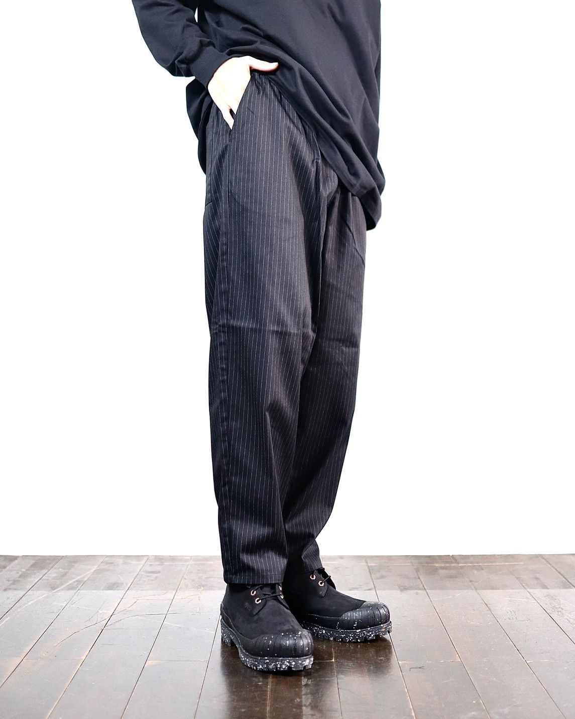 FreshService Corporate Easy Pants(BLACK STRIPE)スタイル FreshService Corporate Easy Pants(BLACK STRIPE)スタイル