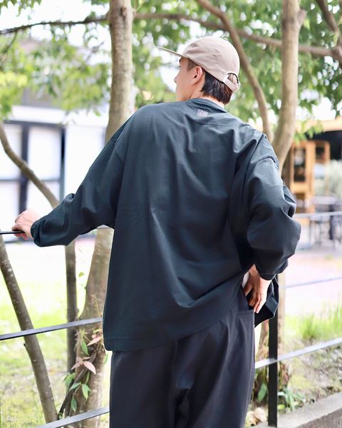 STRIPES FOR CREATIVE FW23 SUPER BIG FLAT LS TEEスタイル