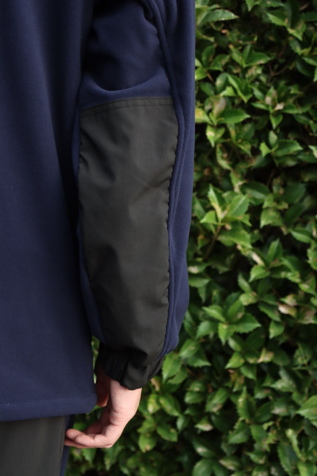 イズネス22AW THM FLEECE JACKET (1004AWCS01)NAVY