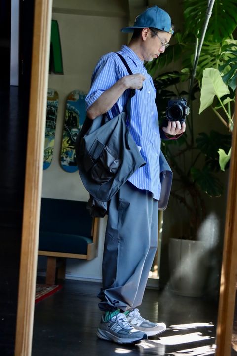 FreshService × HOUYHNHNM “EDITOR’S JACKET” & “EDITOR’S TROUSERS”GRAYスタイル