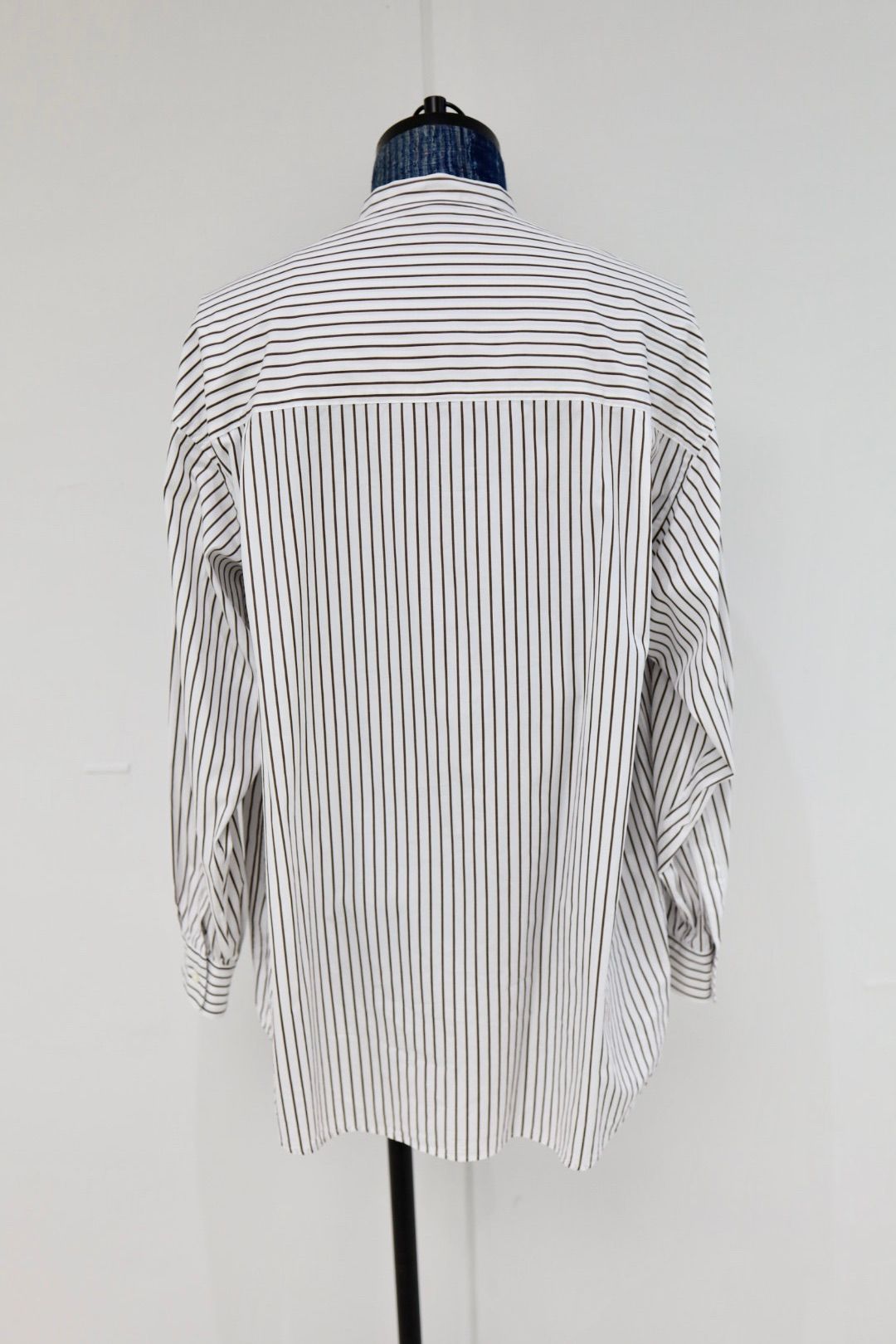 グラフペーパー 25AW SIDOGRAS Stripe L/S Oversized Band Collar Shirt(GM254-50026STB])BROWN STRIPE☆10月25日(土)発売！