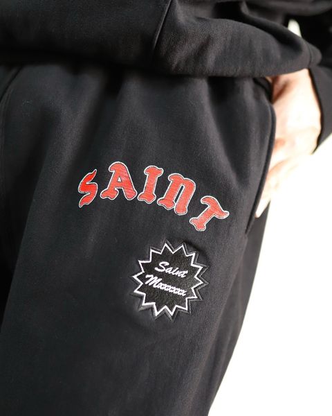 ©SAINT M×××××× ARCH SAINT HOODIEスタイル