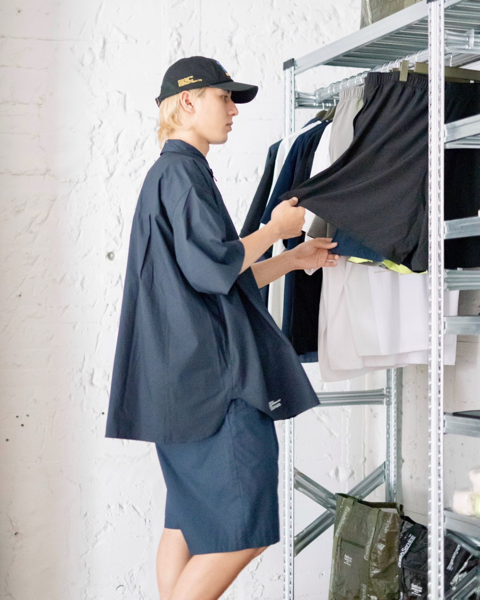 FreshService SPOT CORPORATE UNIFORM S/S SHIRT(NAVY) style 2024.6.28