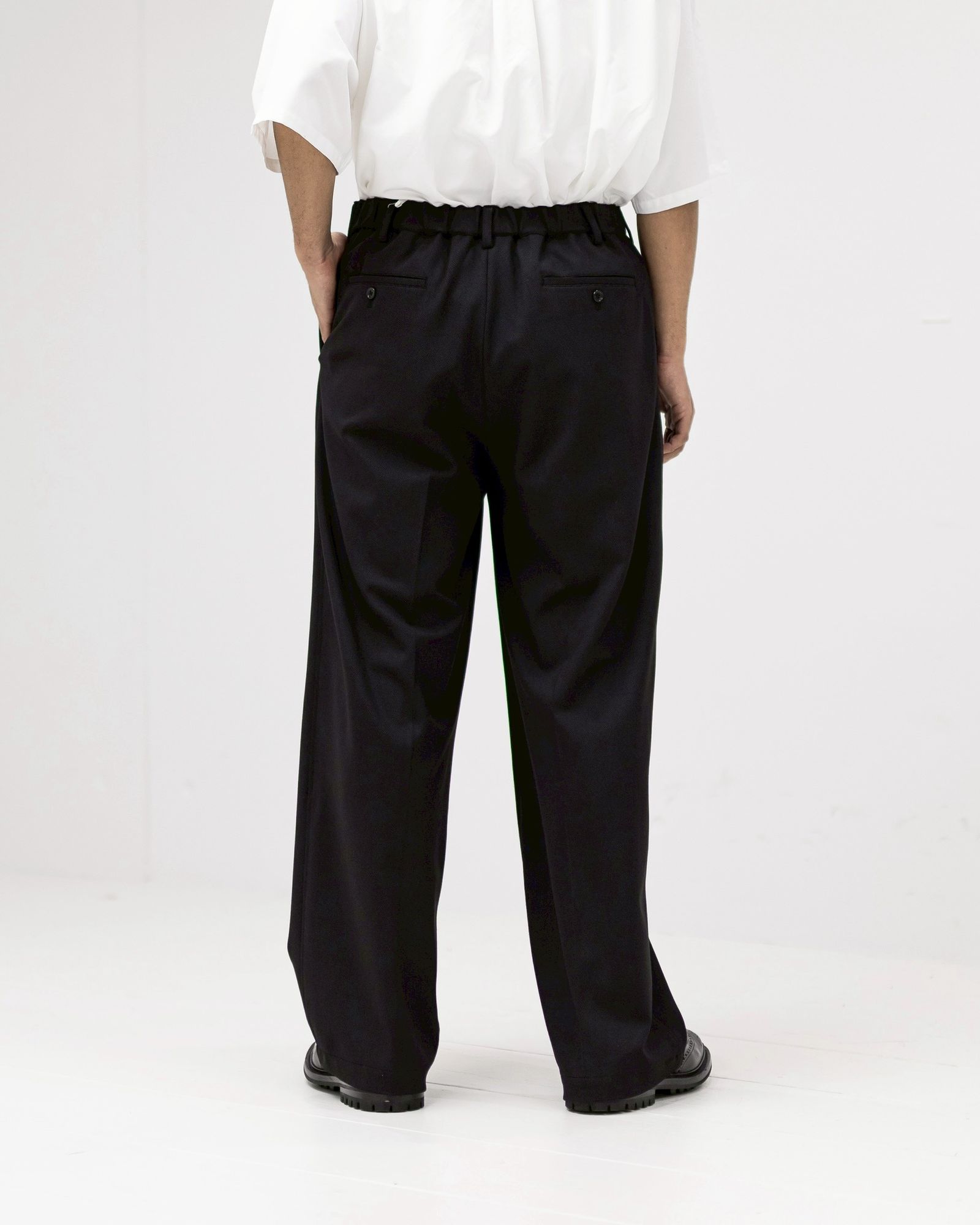 グラフペーパー 25AW SIDOGRAS Melange Ponte Wide Slacks(GM254-40052)BLACK☆11月29日(土)発売！