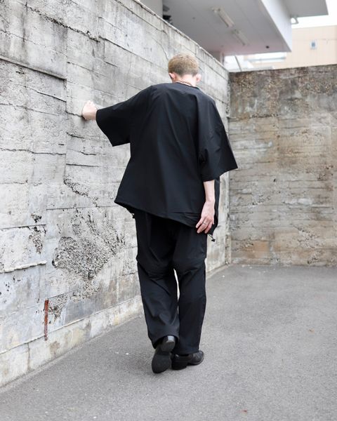 S.F.C 23SS HALF ZIP NYLON SHIRT"BLACK"スタイル