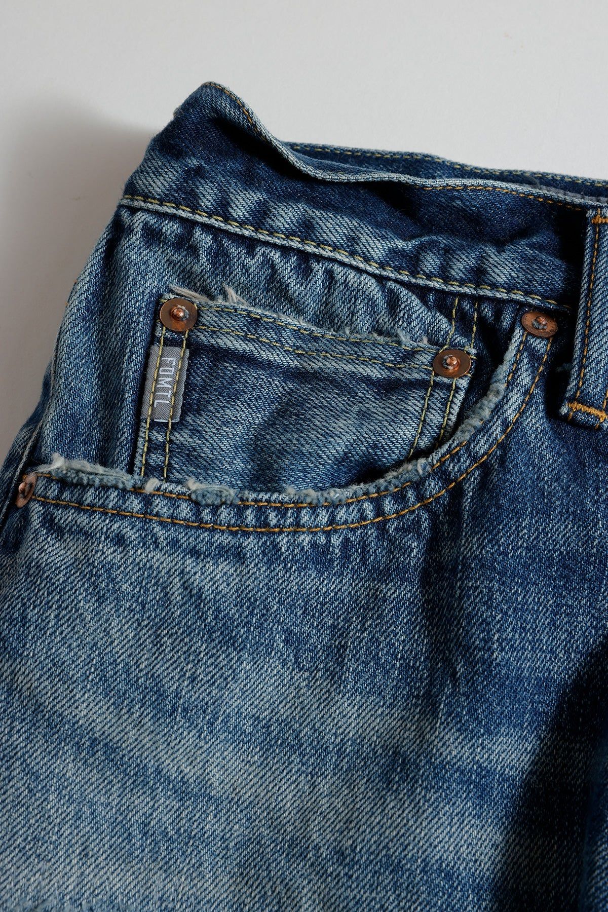 ファンダメンタル デニムパンツ CLASSIC FIT DENIM CS128 (FA25MG128)INDIGO