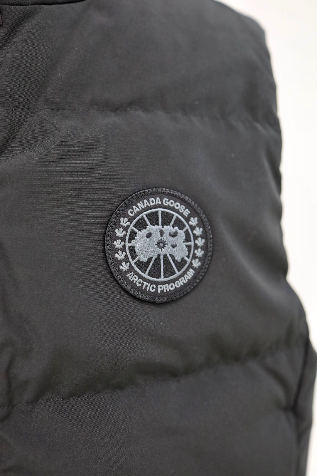 カナダグース レディース Grandview Cropped Vest Black Label(2267WB)Black☆新作発売！