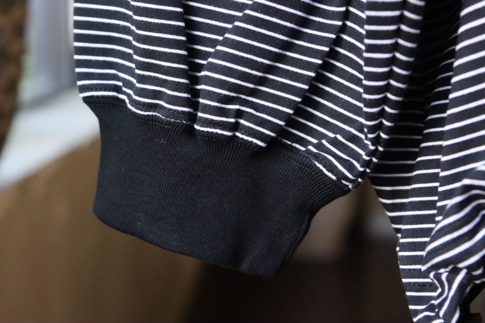 イズネス23AW バルーンロングスリーブTシャツ BALLOON LONG SLEEVE T-SHIRT(1004AWCS03)BLACK×WHITE border