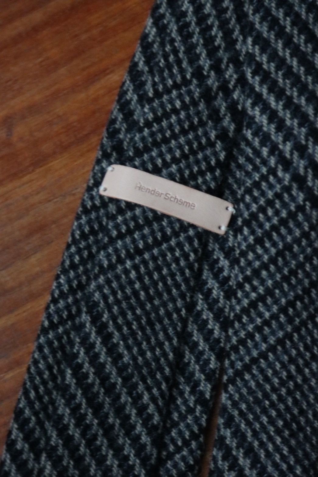 エンダースキーマ 25SA  tweed necktie(xu-c-twn)black