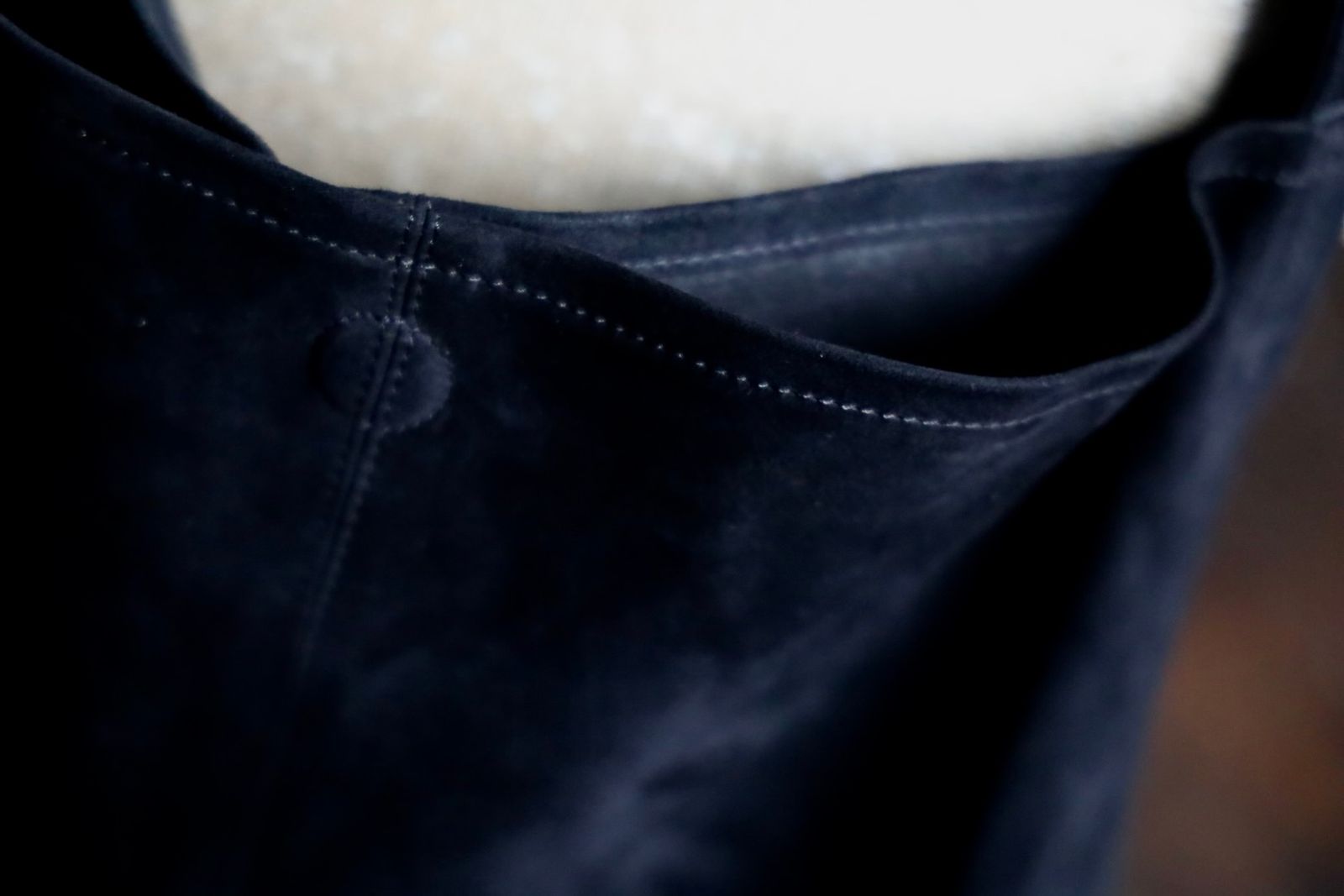 Morphee / モルフェトートバッグ CYLINDER M(CYM-BLK-1)OIL SUEDE BLACK