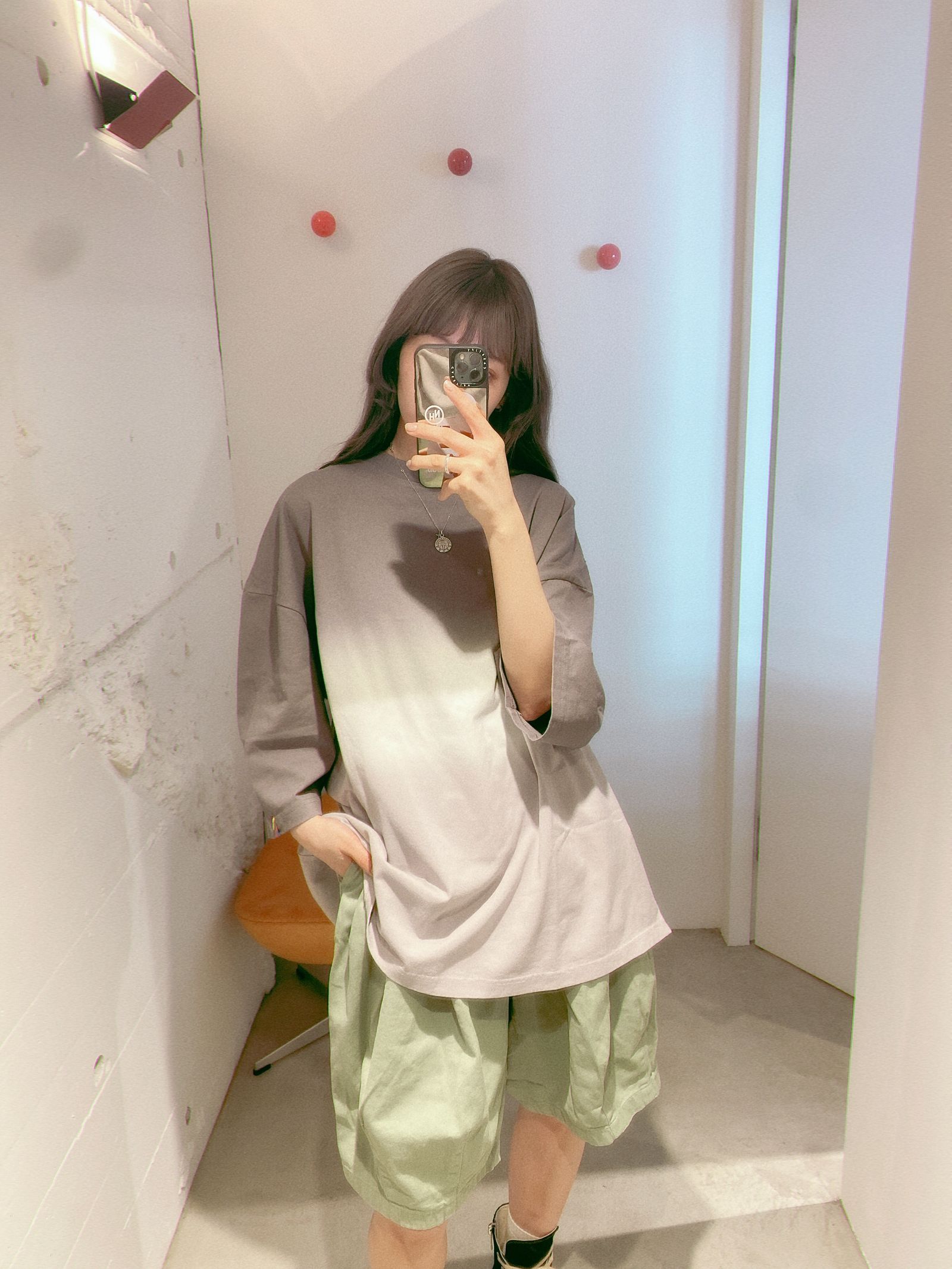 イズネス24SS GRAMICCI for is-ness HORIZON OVERDYE T-SHIRT(1006GRAMICCIT01)CHARCOAL×LIGHT GRAY