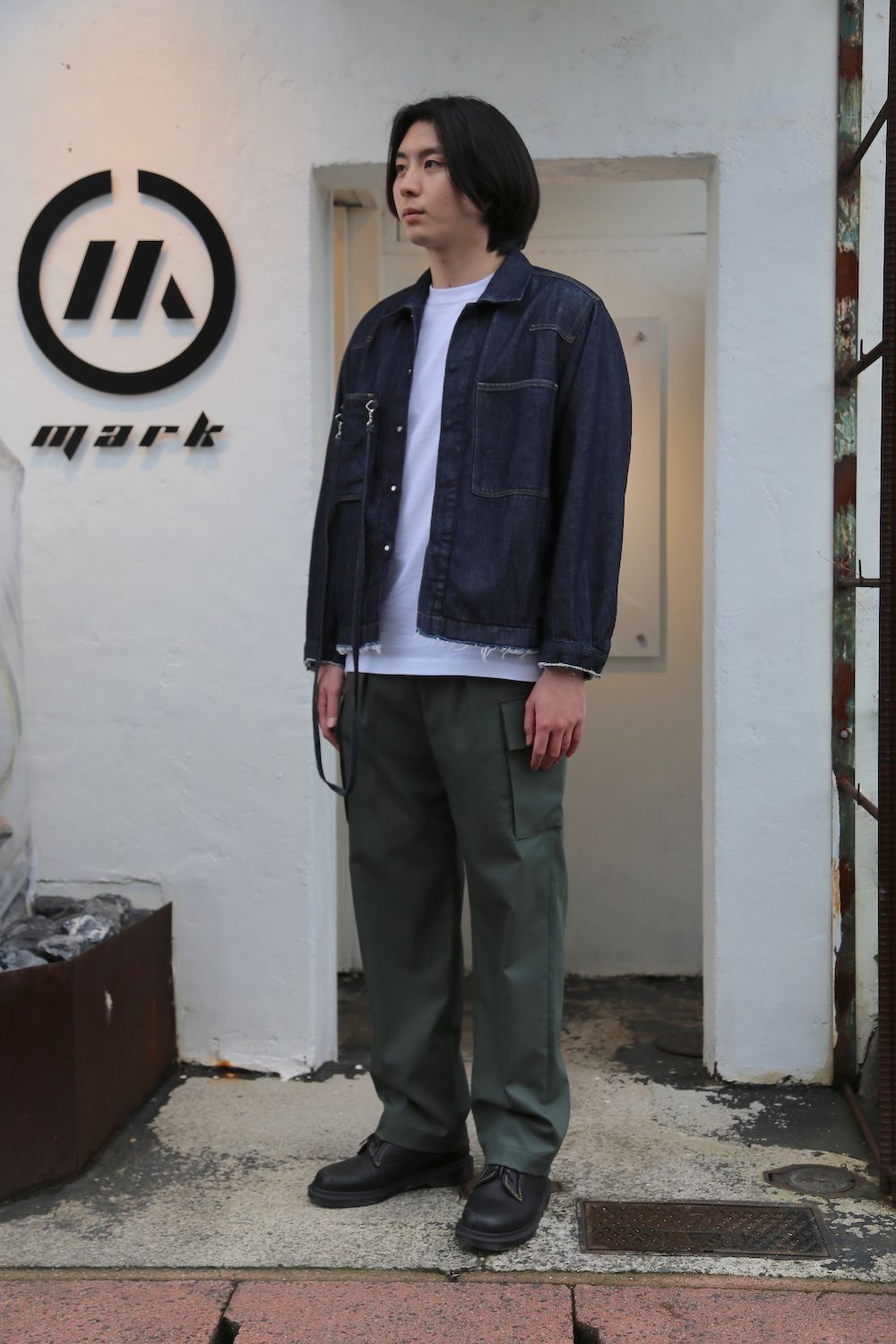 YOKE DETACHABLE POCKET DENIM JACKET(YK21SS0196B) style. 2021.04.05