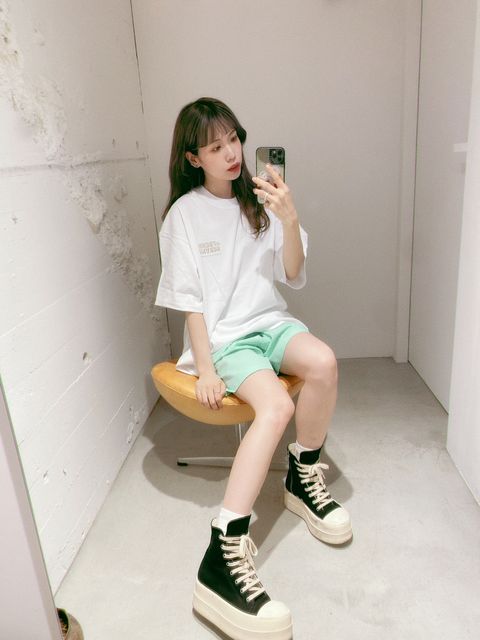 FreshServiceより、新作CORPORATE PRINTED S/S TEE ‘‘ON LINES" style.2024.4.19