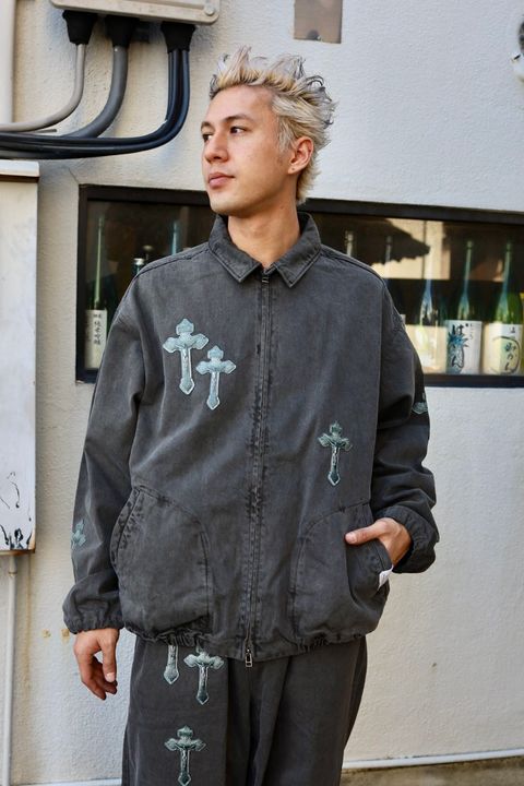 TALKING ABOUT THE ABSTRACTION CROSS JACKET MARKスタイル