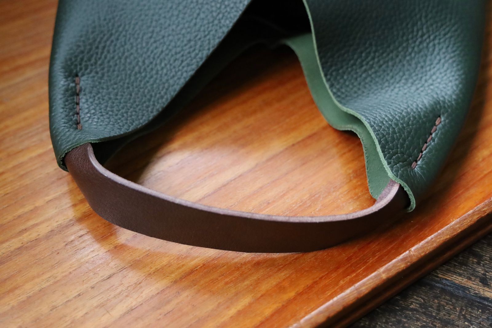 エンダースキーマ バッグ triangle bag(wt-rb-trb)moss green