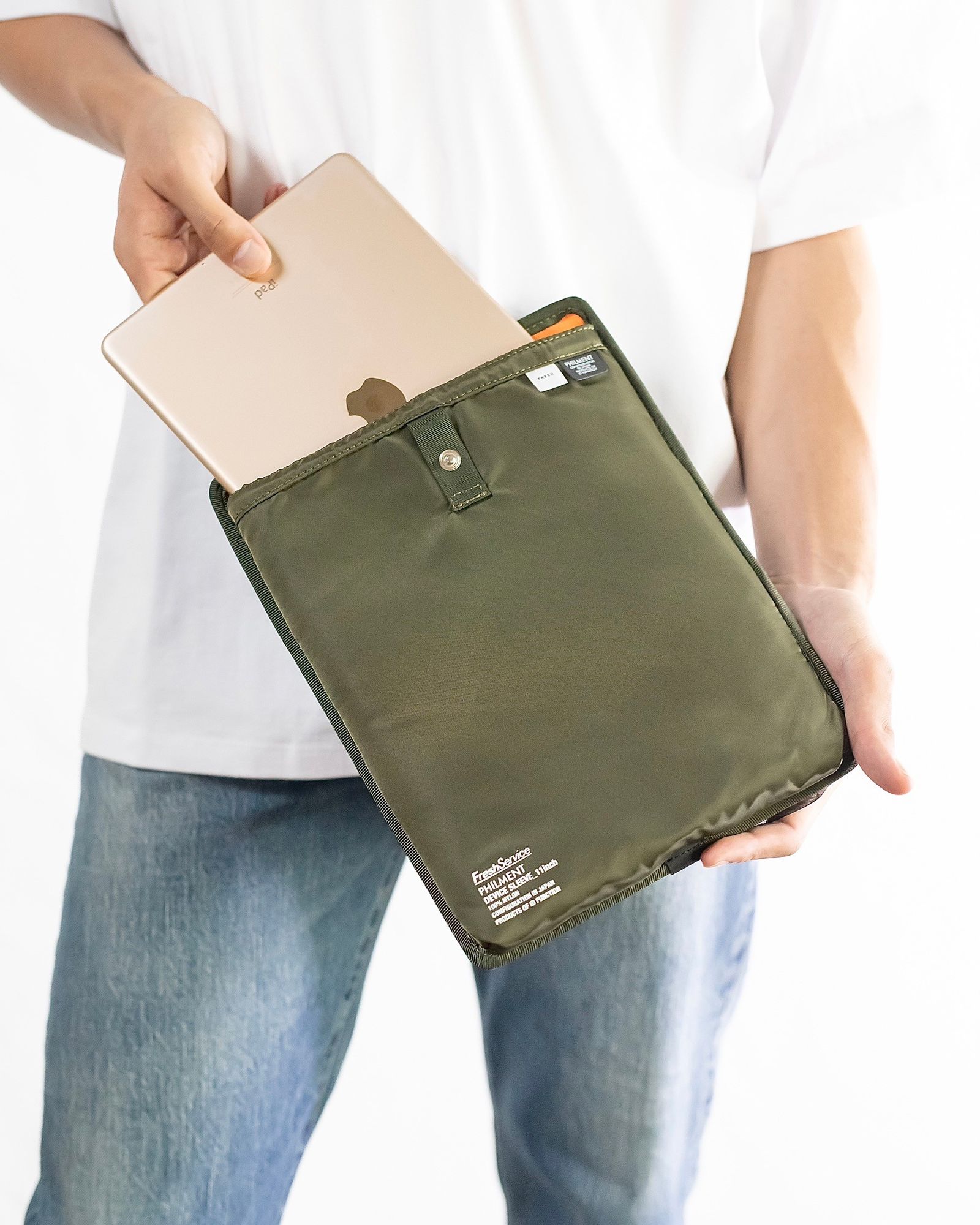 FreshService - PHILMENT FS DEVICE SLEEVE_11inch(KHAKI) | mark