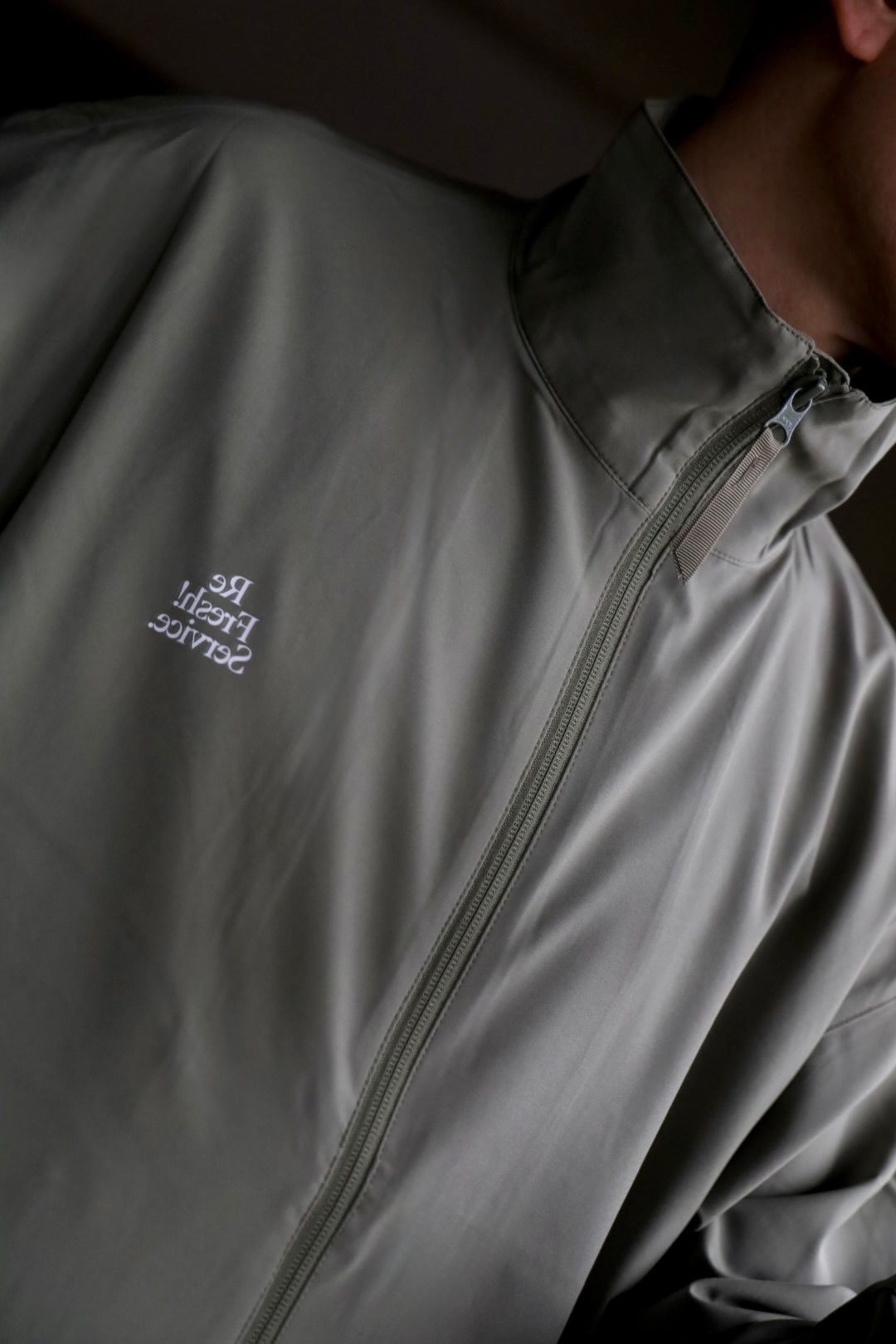 フレッシュサービスReFresh!Service. “UTILITY PACKABLE SUIT”(KHAKI)