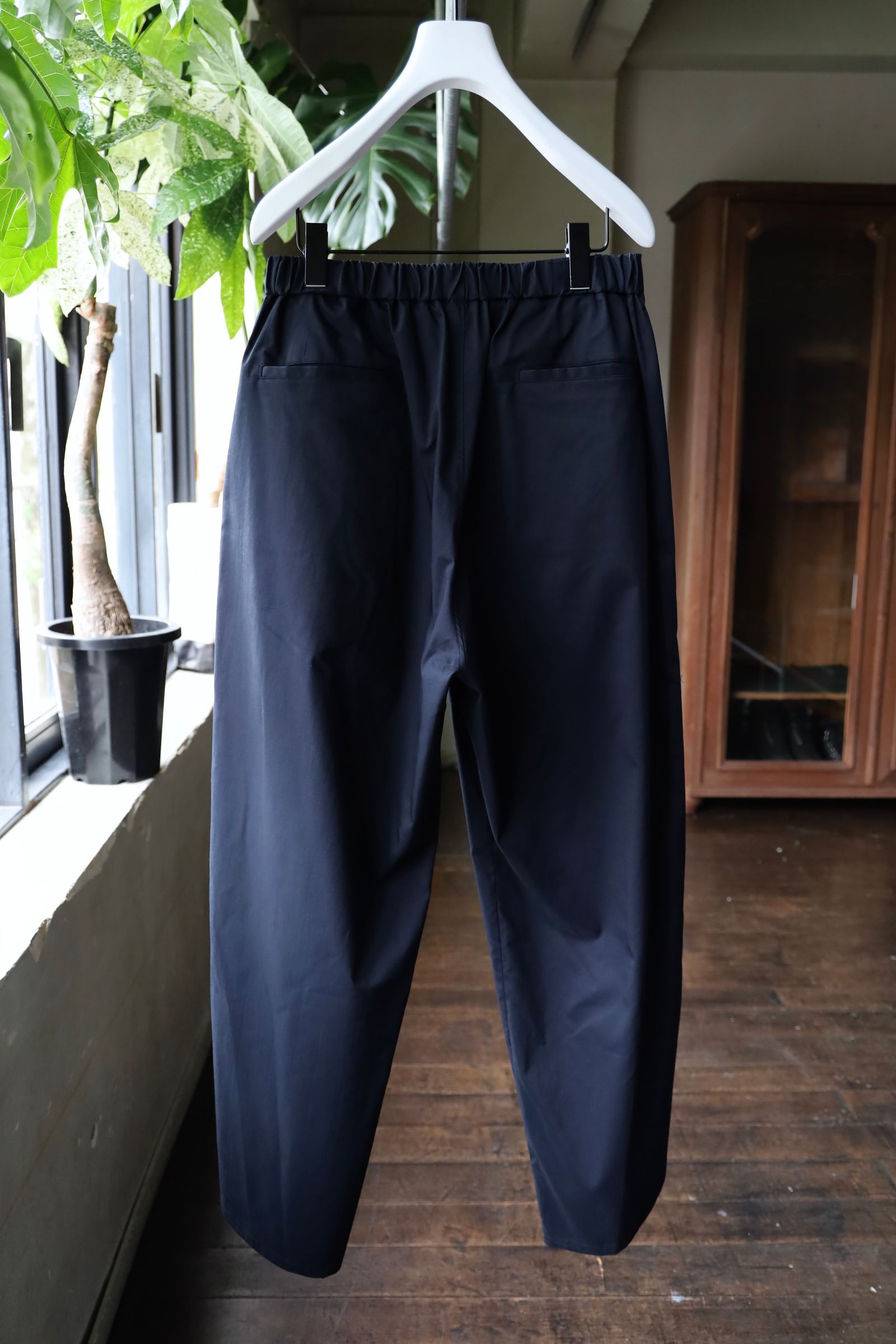 グラフペーパー 25SS Solotex Twill Wide Chef Pants(GM252-40005B)NAVY