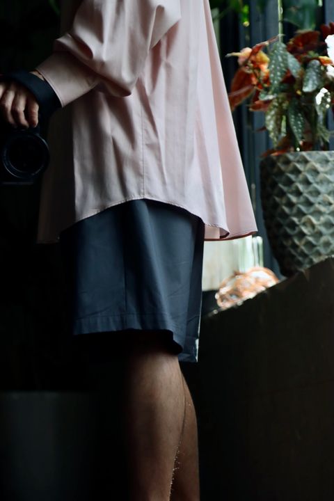Graphpaper Silicon Poplin Oversized Regular Collar Shirtスタイル