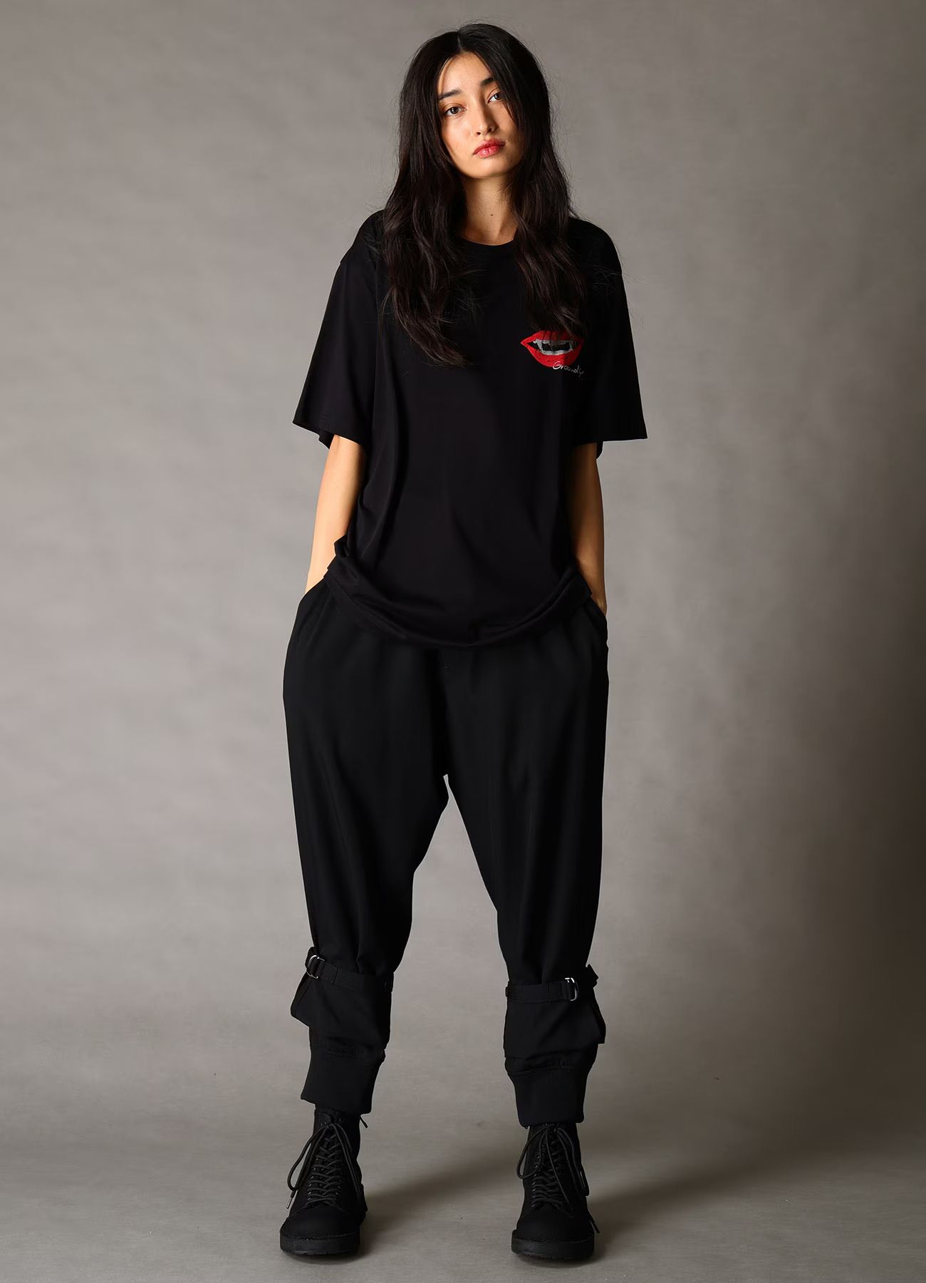 LIP T-SHIRT / BLACK [GQ-T01-071-1]