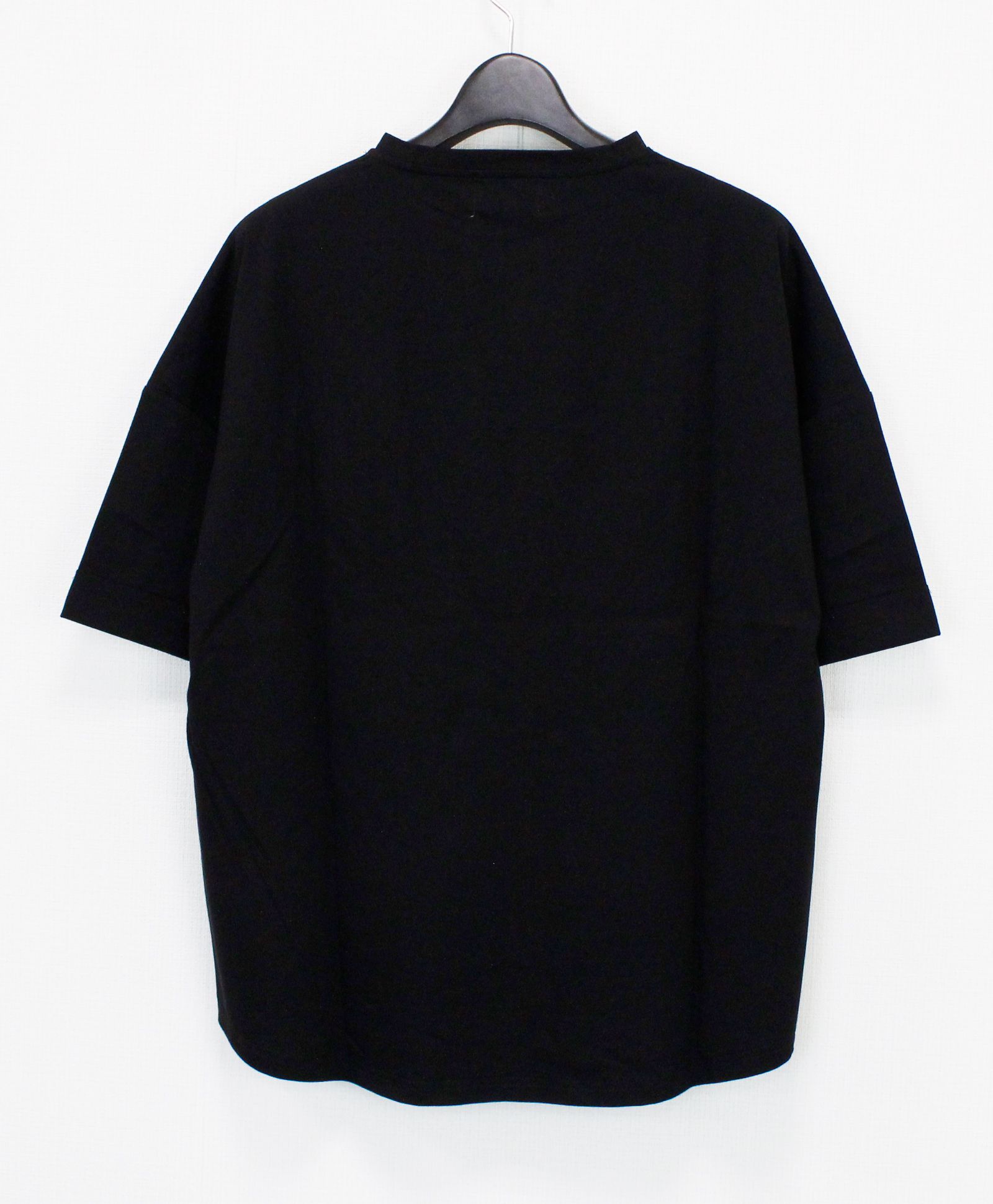 胸ポケットZIPショートスリーブTシャツ / ブラック【341038】
