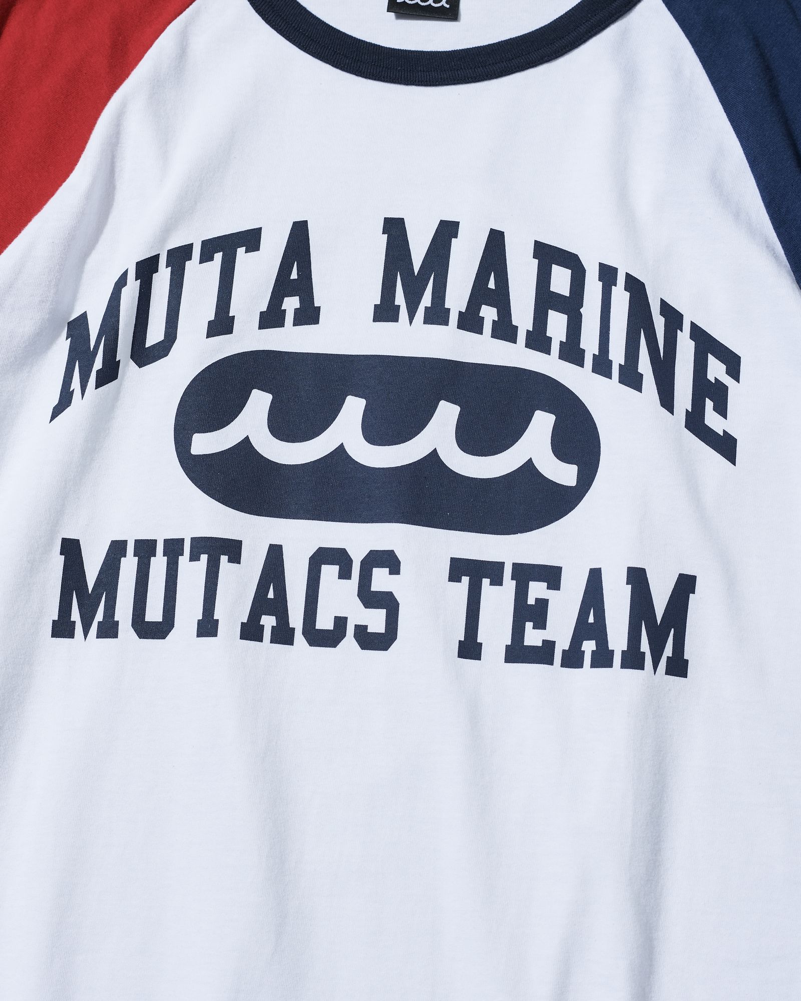 ☆先行予約☆muta MARINE × ACANTHUS  / カレッジロゴラグランスリーブTシャツ / College Logo Raglan Sleeves Tee / WHITE RED【MA2619】