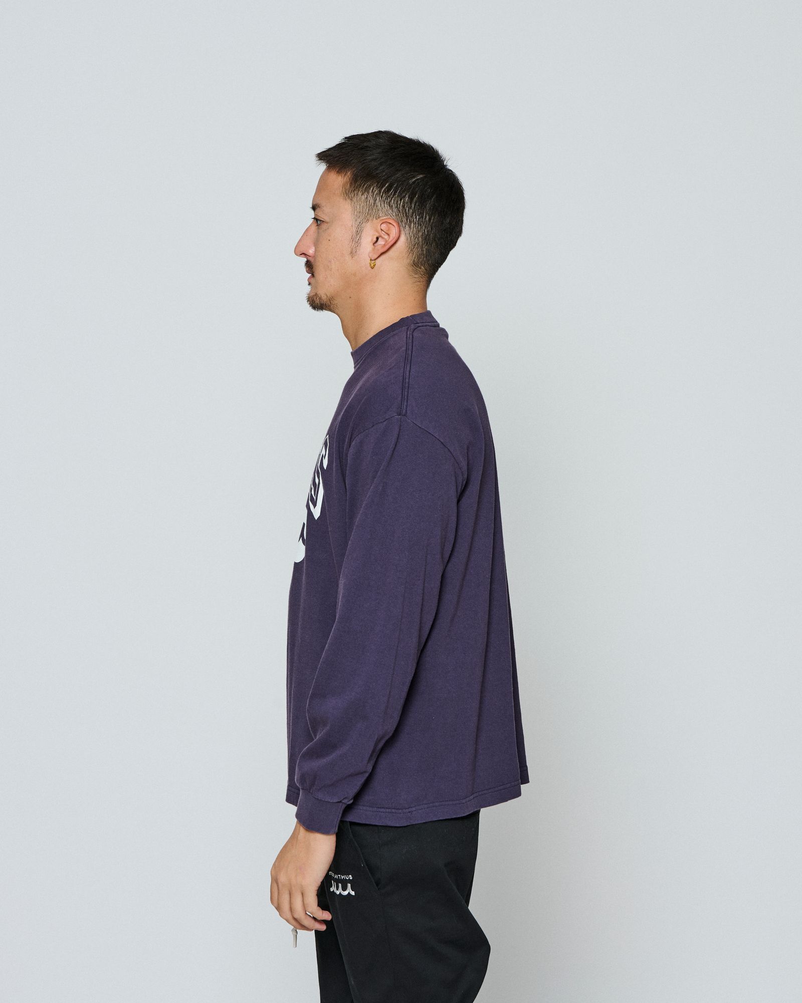 ☆先行予約☆ muta MARINE × ACANTHUS / カレッジロゴロンTee / Shadow College Logo L/S Tee / NAVY 【MA2661】