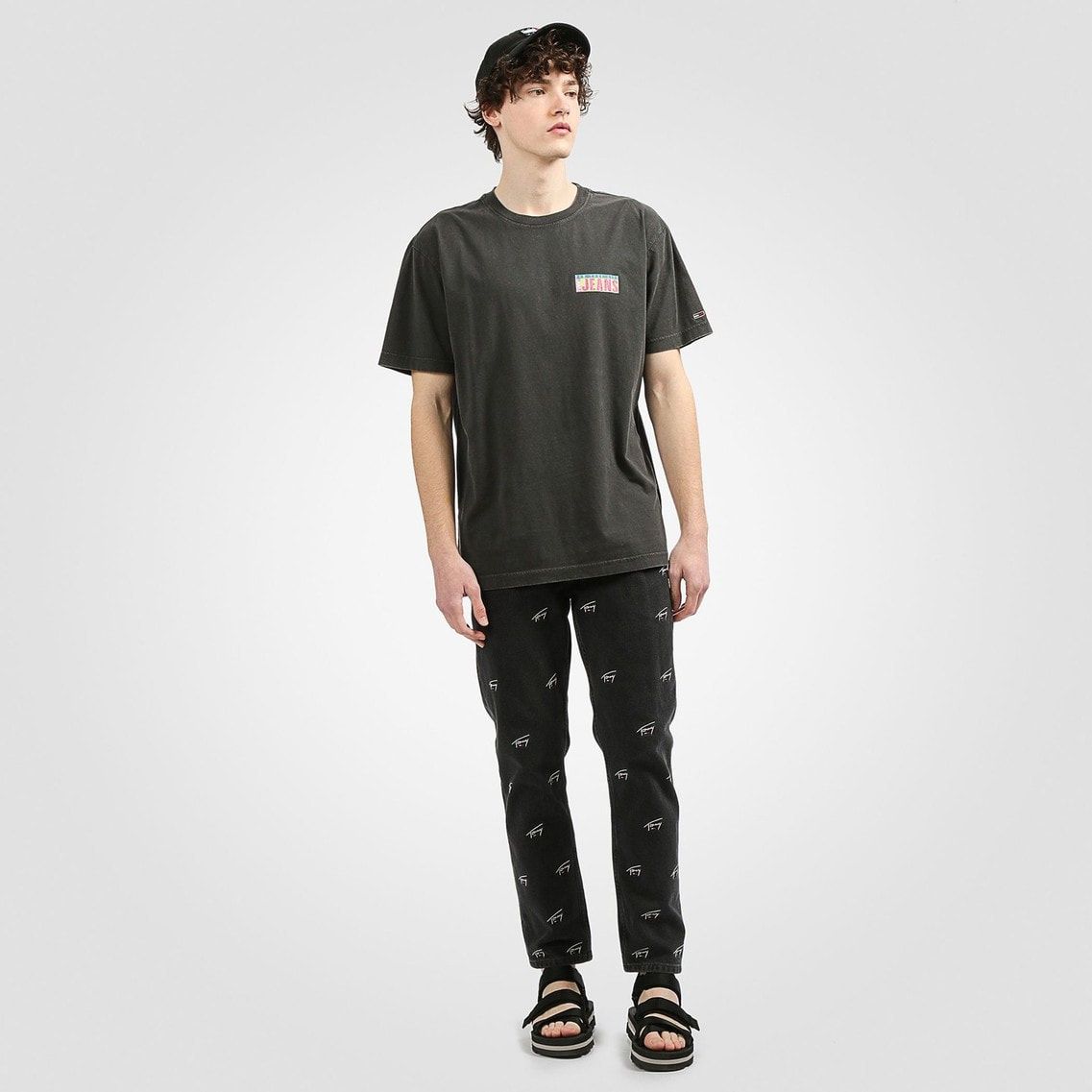 Tommy Jeans / バックロゴグラフィックTシャツ ブラック TJM PHOTOPRINT T-SHIRT 2 BLACK - XS