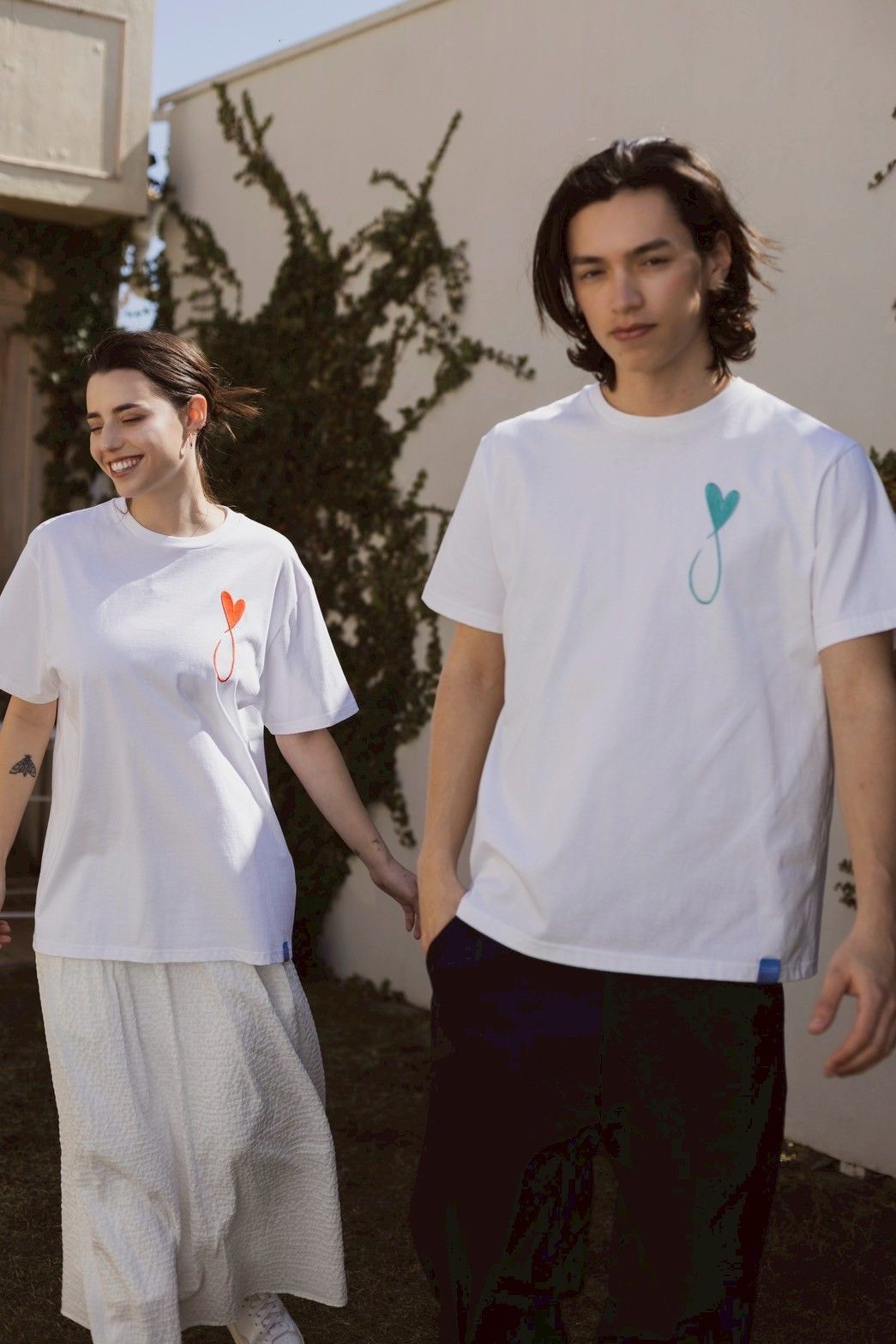 Tシャツ / Tiphanie Big Logo / WHITE x BLUE