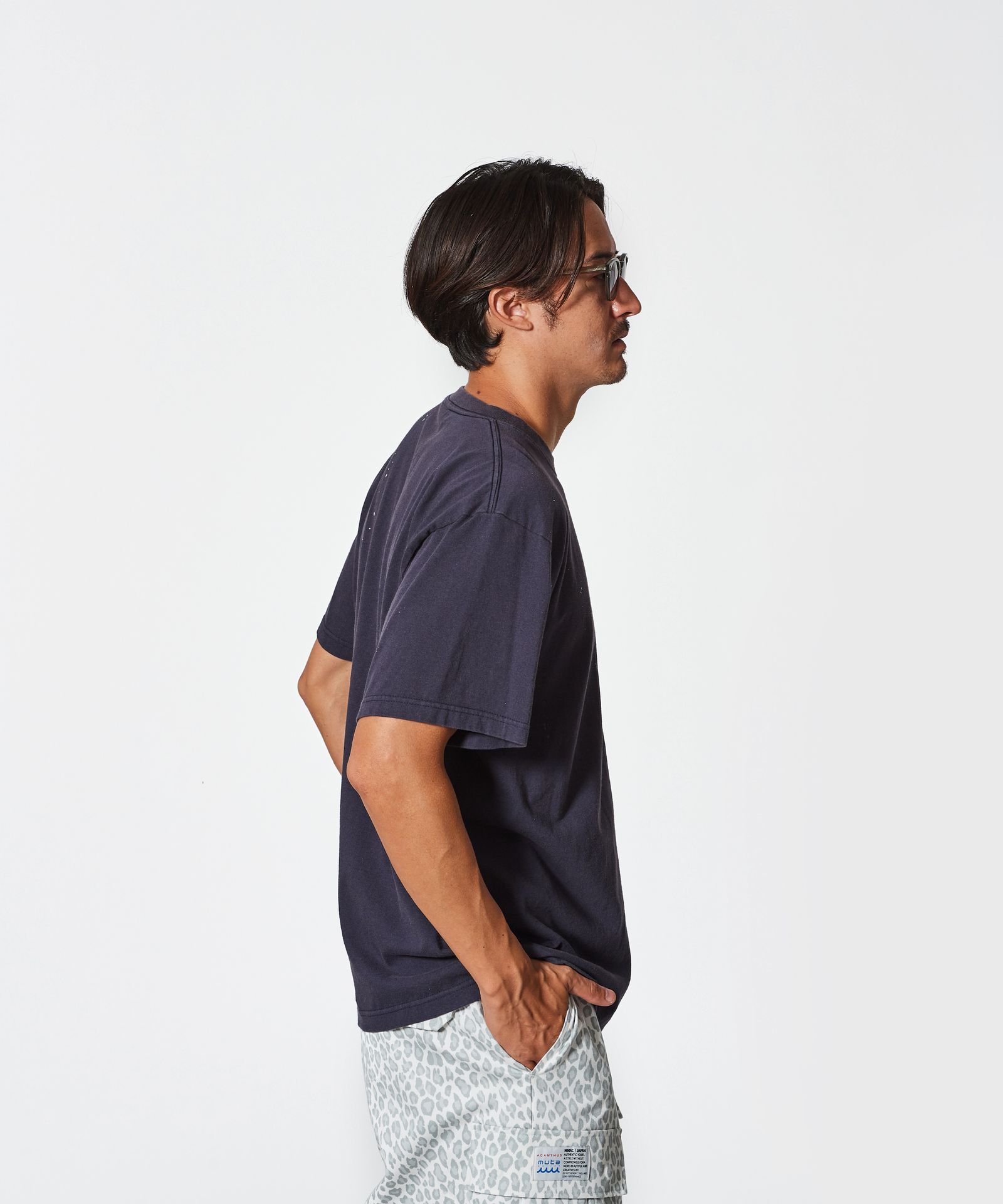 ACANTHUS × muta MARINE / muta Washed Hand Paint Tee / ハンドペイントTシャツ / NAVY 【MA2512】
