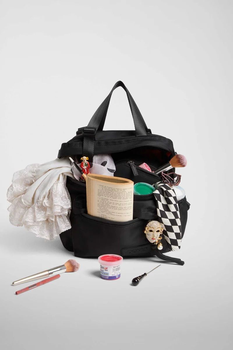 リュック バックパック ハンド ショルダー バッグ 2WAY / イースト+ウェスト リサイクルナイロン 防水 / Sサイズ / ブラック [ZAEWRS001 NERO]