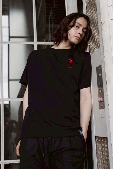 Tシャツ / Tiphanie / BLACK x RED