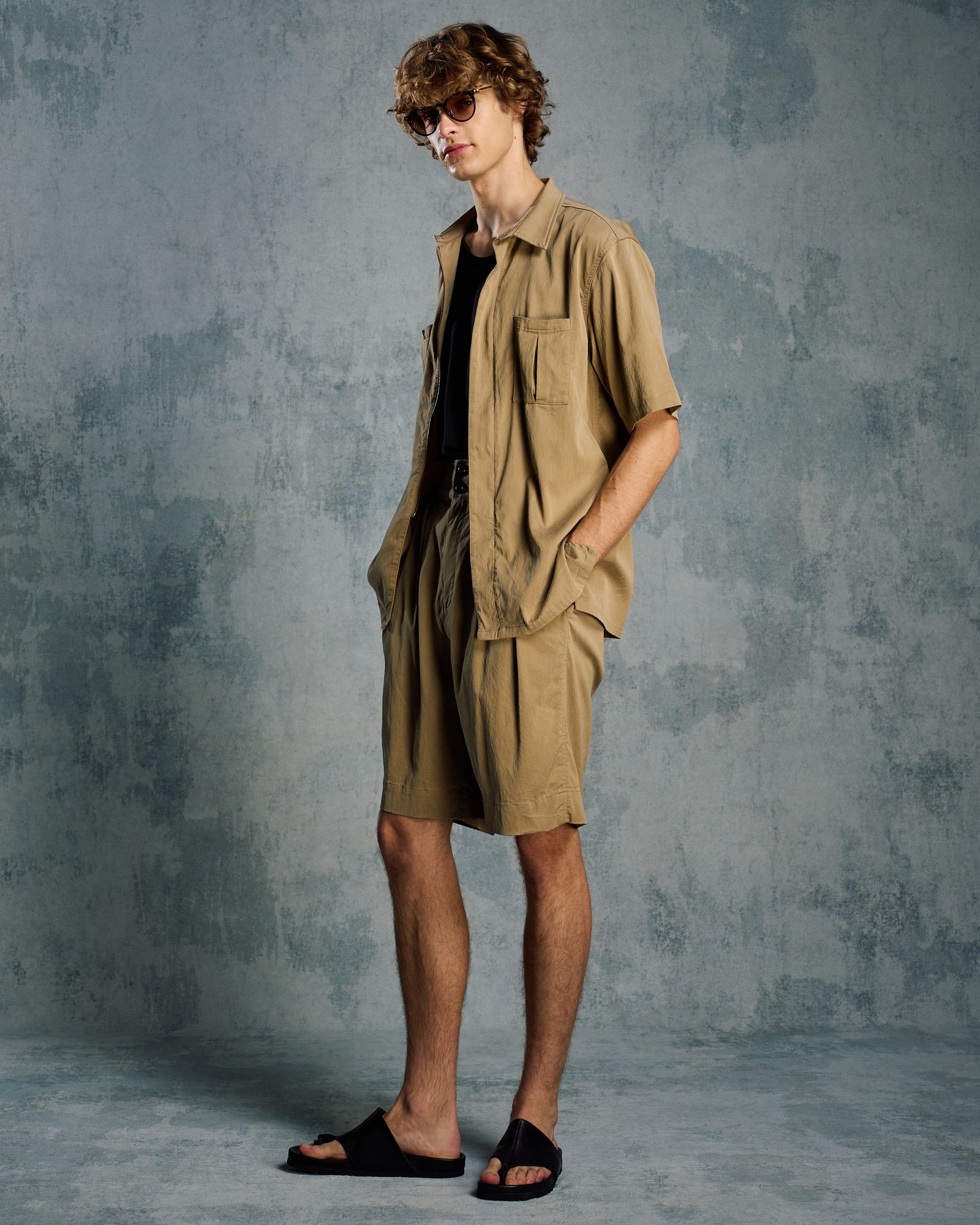 ☆先行予約☆ フロントジップハーフスリーブシャツ /  front-zip shirt H/S / DULL BEIGE [4906 cu01i]