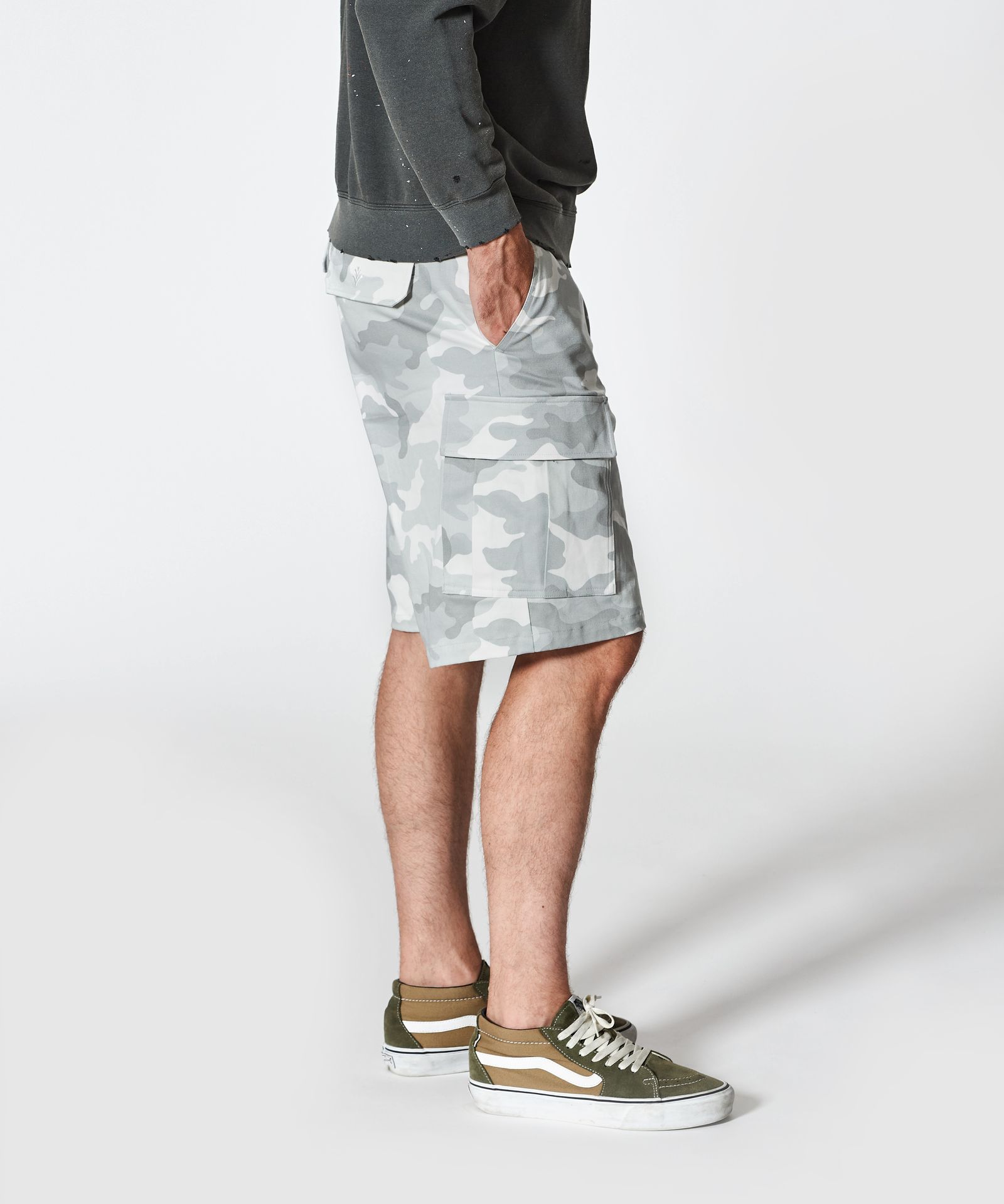 Cargo Shorts / カーゴショーツ / WHITE CAMO【JK2501P】