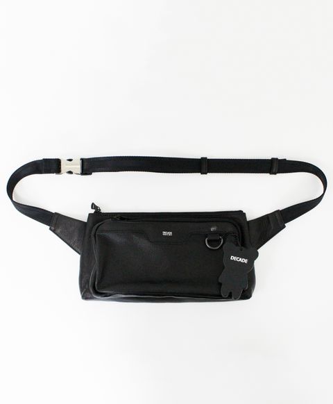 オイルドカウレザー・ボディバッグ / ブラック / Oiled Cow Leather Square Body Bag  / B - Black【DCD-01255】