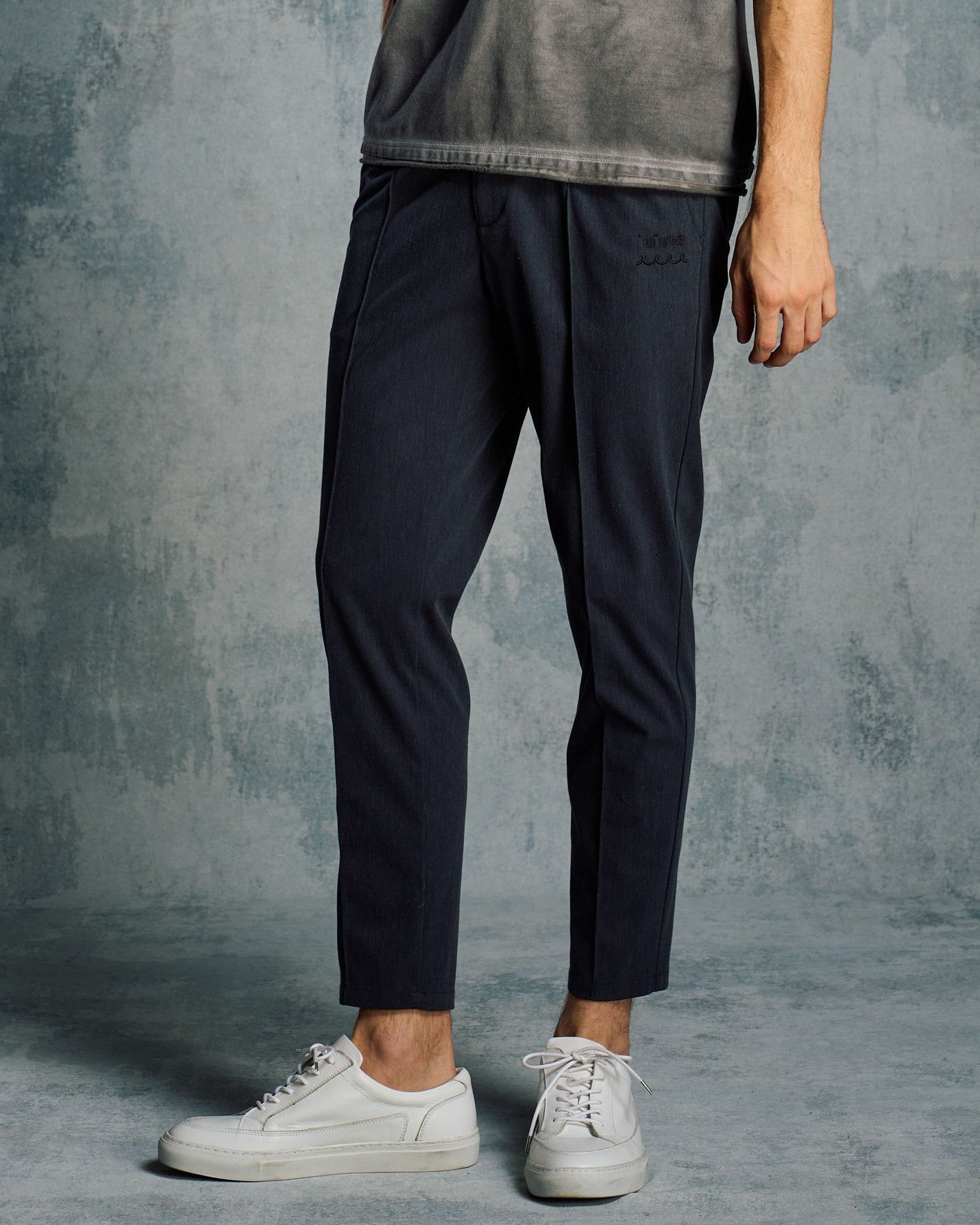 ☆先行予約☆ muta × wjk  / ピンタック イージースラックス / smart pin-tuck slacks  / CHARCOAL [501 mw01i]