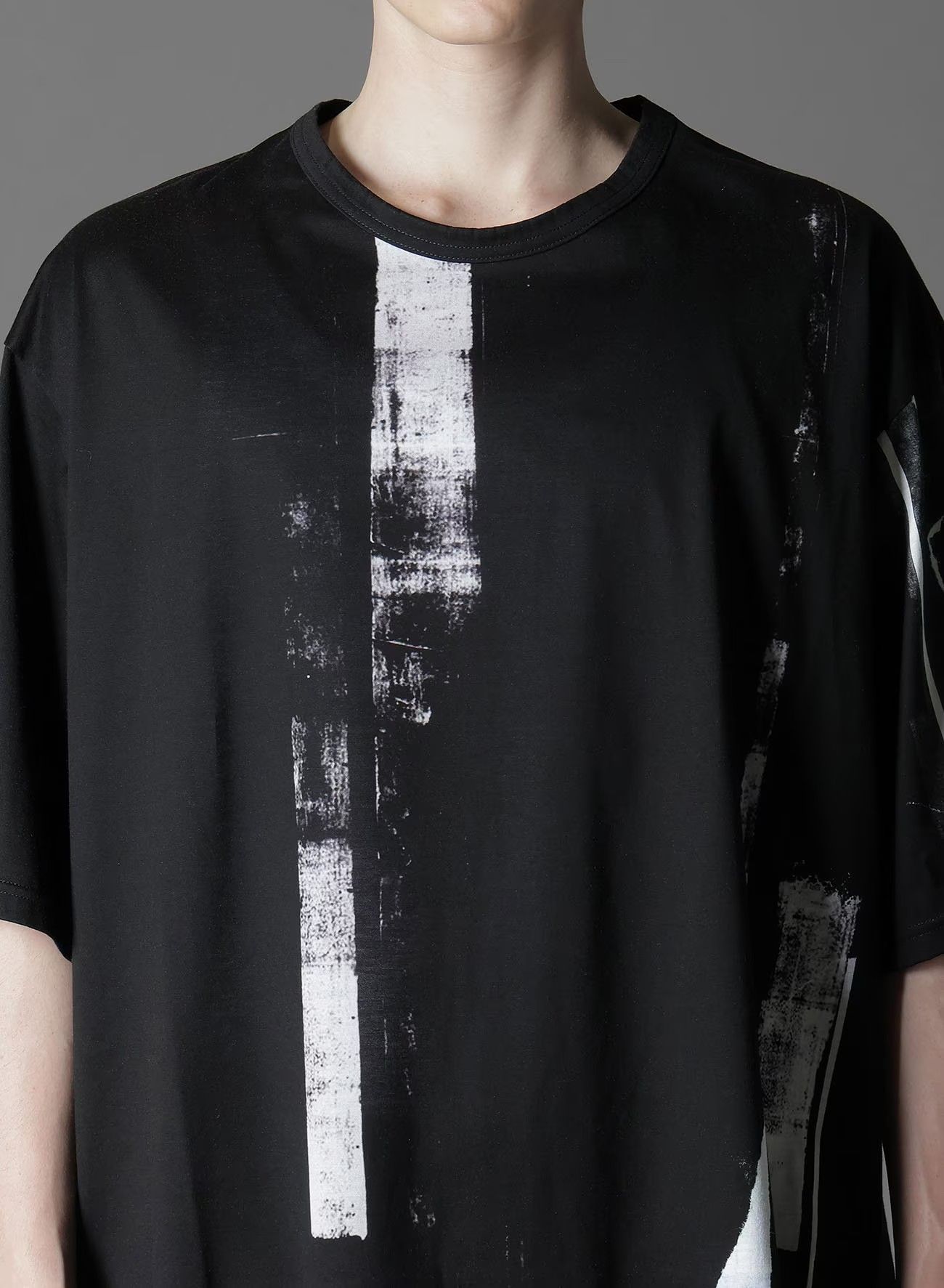COTTON JERSEY TORN PATTERN HEM ROUND JUMBO T-SHIRT SHORT SLEEVES / WHITE [GP-T05-008-1]