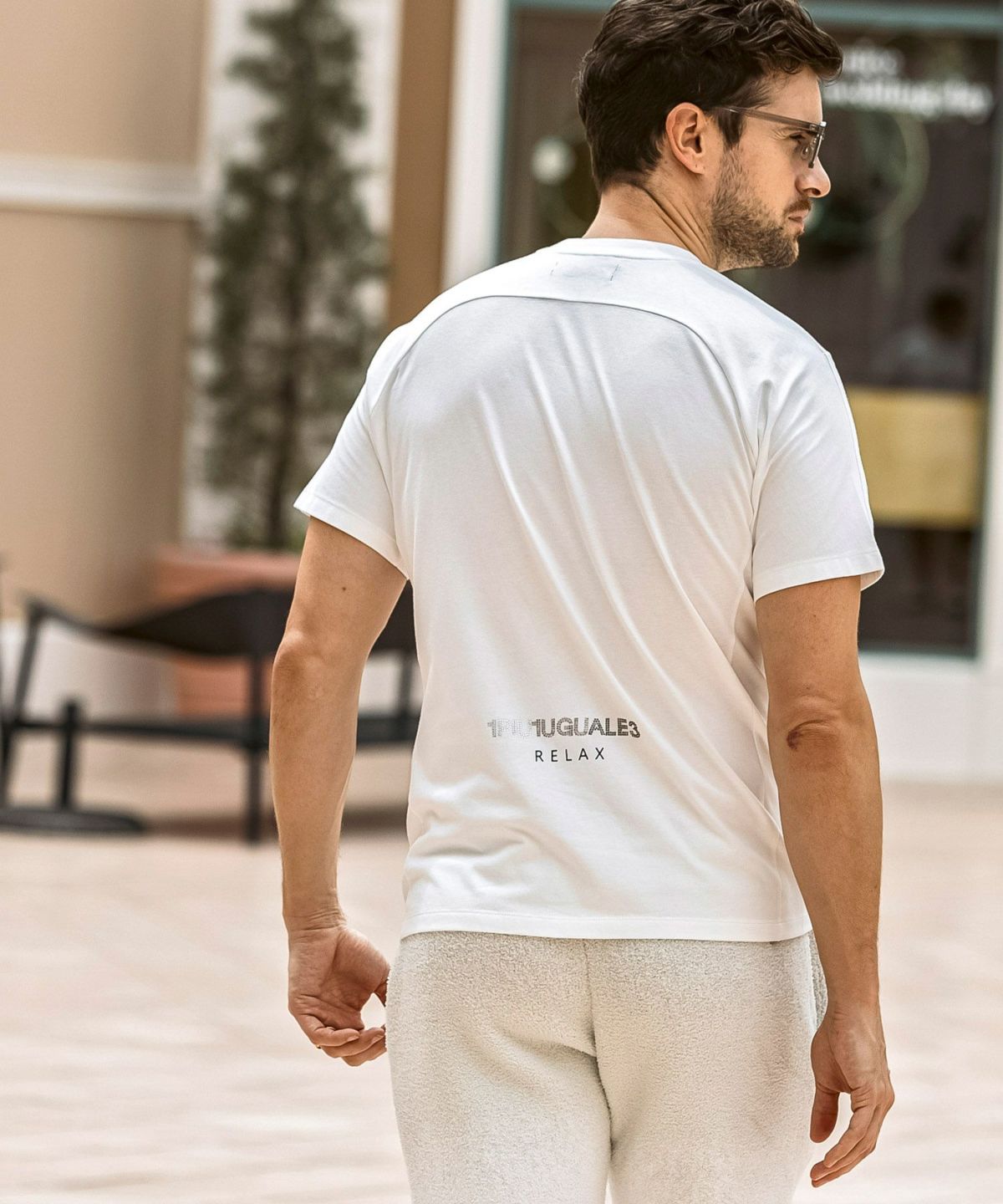 【ミッキーマウス】【ミッキーマウス】グラデーションラインストーン半袖Tシャツツ / ホワイト【UST-25136】
