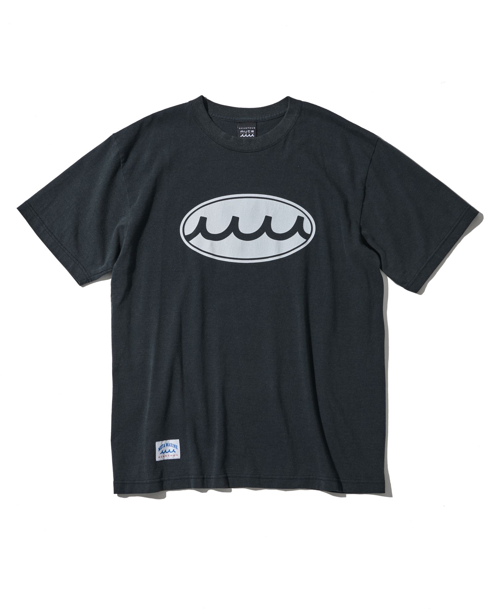 ☆先行予約☆muta MARINE × ACANTHUS  / エイジングサークルロゴTシャツ  /  Aging Circle Logo Tee / BLACK【MA2613】