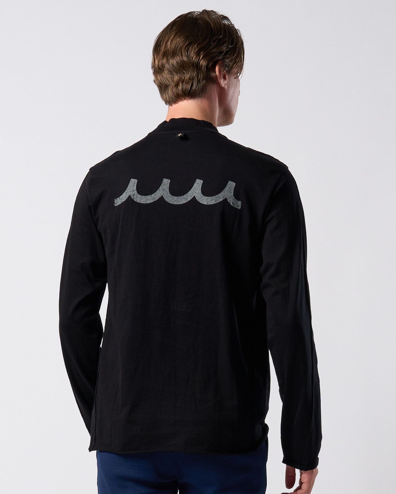 ☆先行予約☆ muta × wjk  / カットオフ モックネックロングスリーブカットソー / cut-off mock-neck L/S(printed) / DEEP BLACK [709 mw03j]