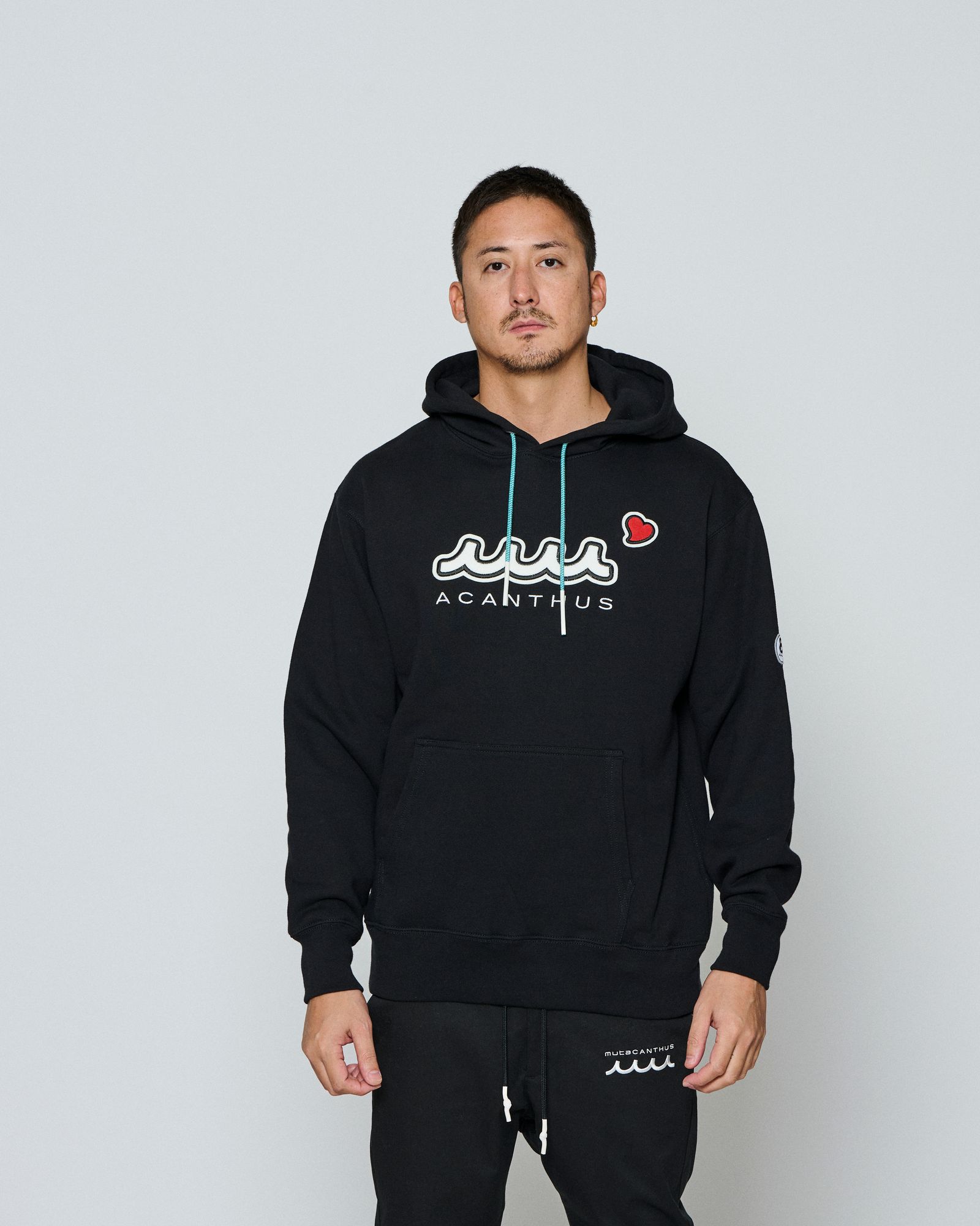☆先行予約☆ muta MARINE × ACANTHUS / スイートエクストラロゴフーディー / パーカー / Sweet Extra Logo Hoodie / BLACK 【MA2697】