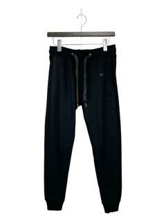 EMBOSSED LOGO JOGGER PANTS / エンボスロゴ ジョガーパンツ / ブラック【USB-26063】