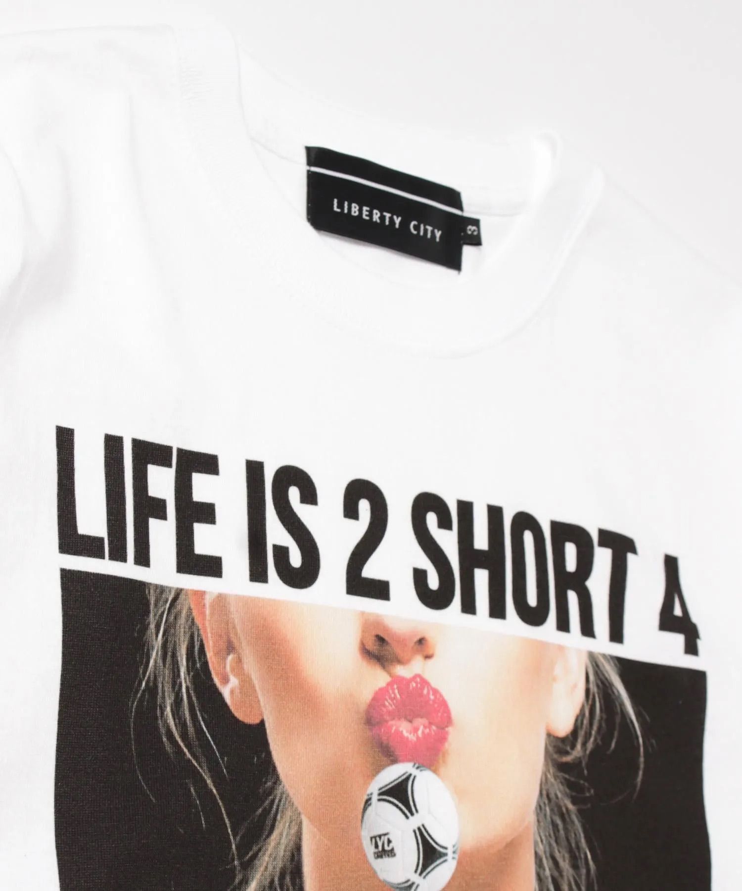 【FOOTBALLITIS】[LADY LUCK] Tシャツ / WHITE [261324CD]