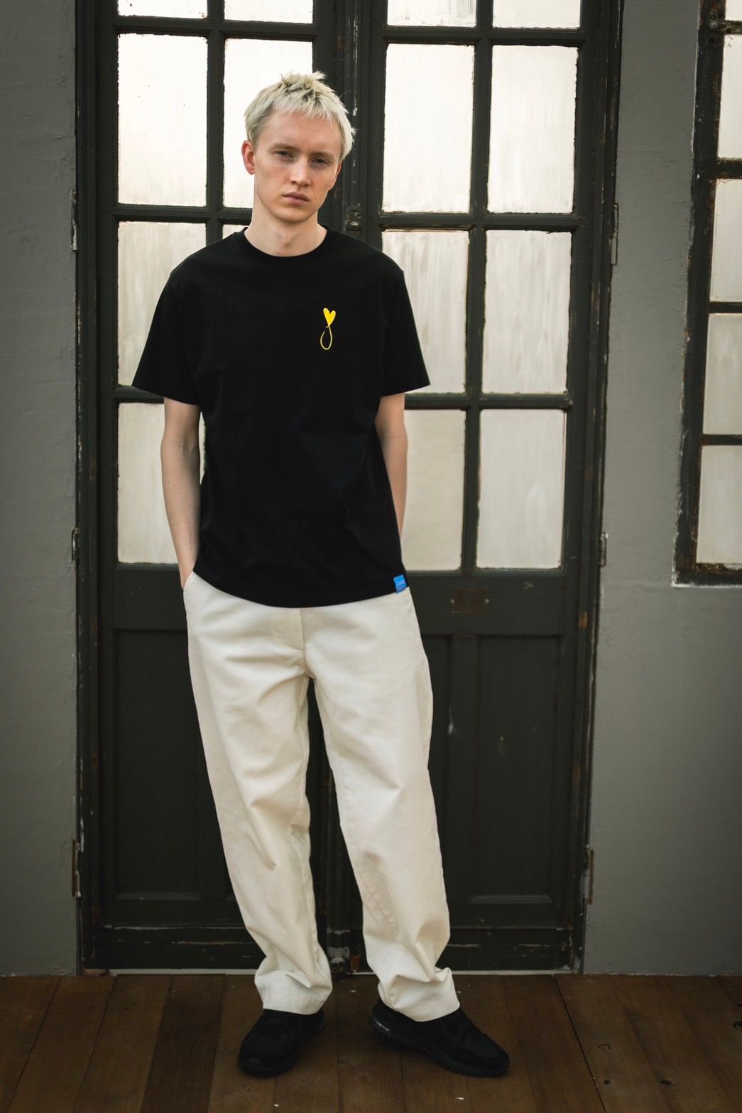 Tシャツ / Tiphanie / BLACK x YELLOW