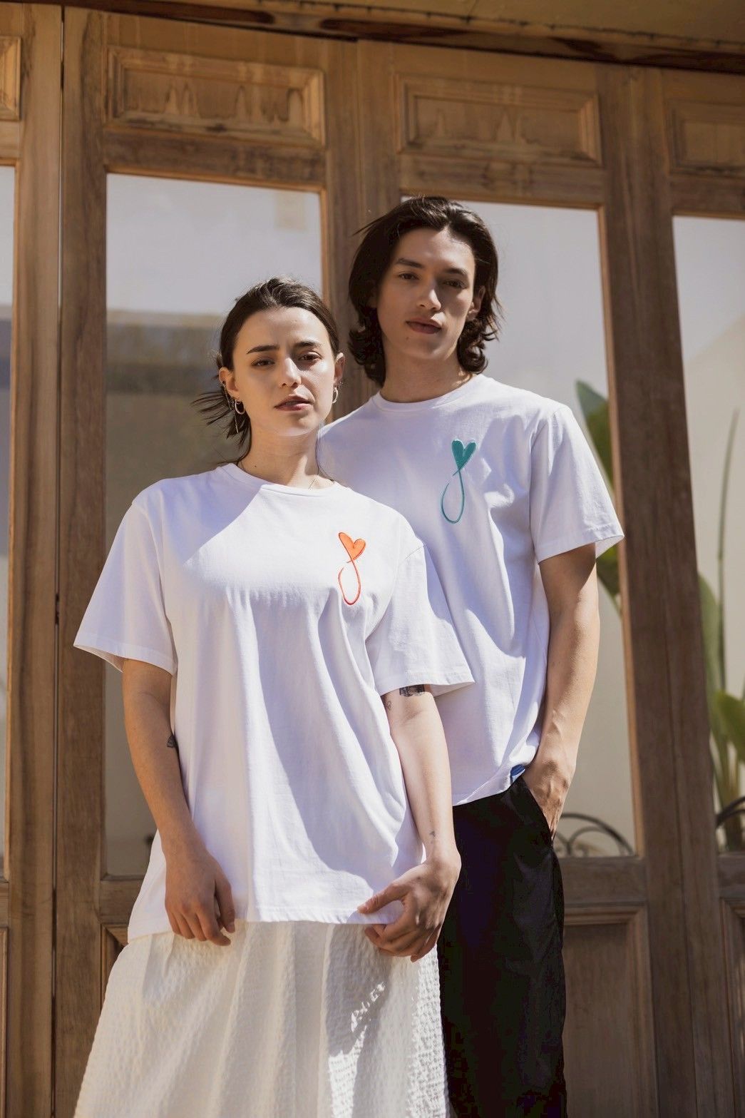 Tシャツ / Tiphanie Big Logo / WHITE x BLUE
