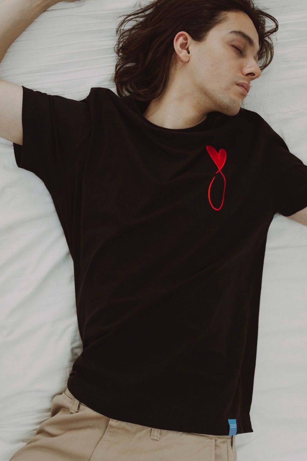 Tシャツ / Tiphanie Big Logo / BLACK x RED